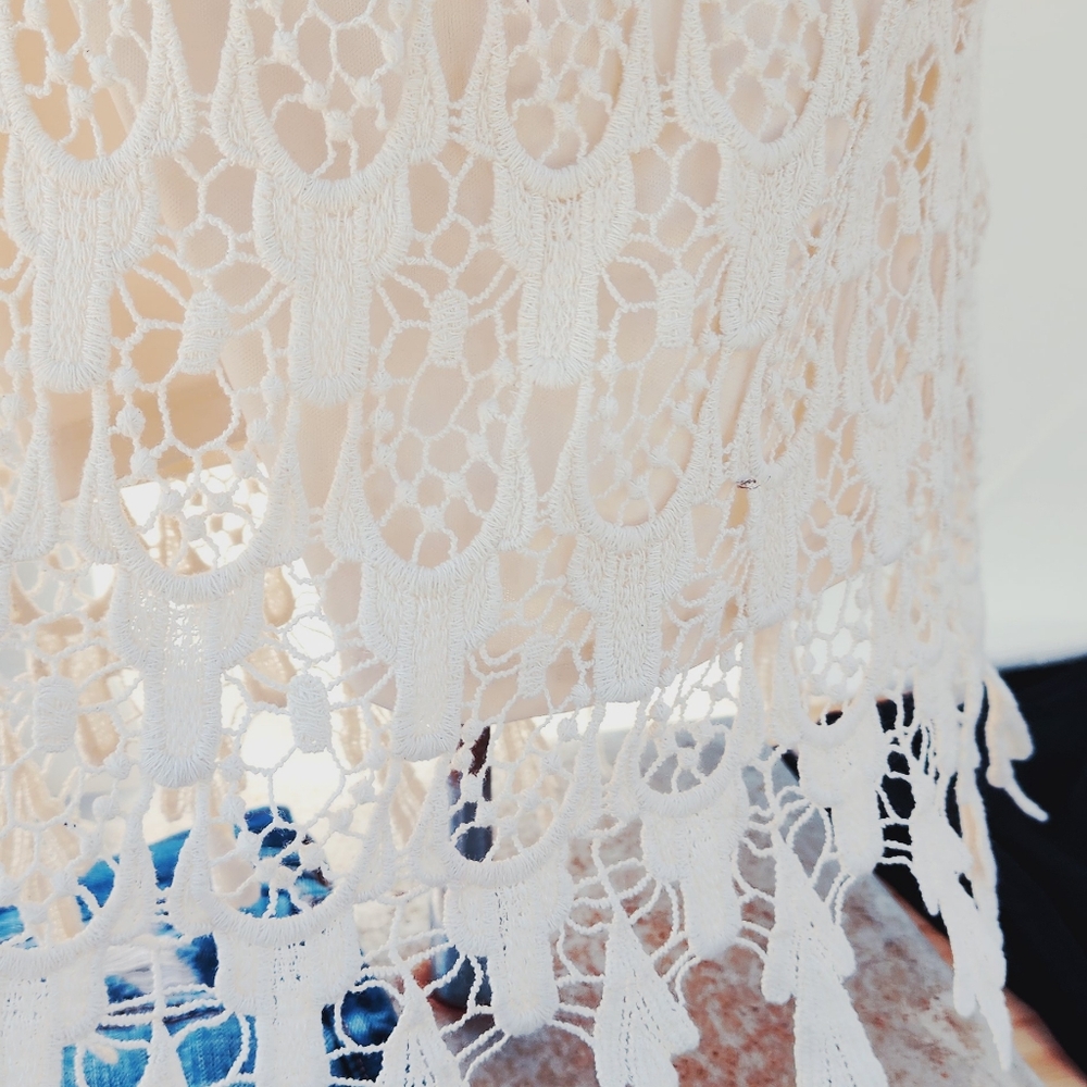 Lace skirt - Picture 2 of 3